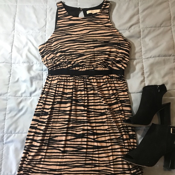 Loft dress - Picture 1 of 2